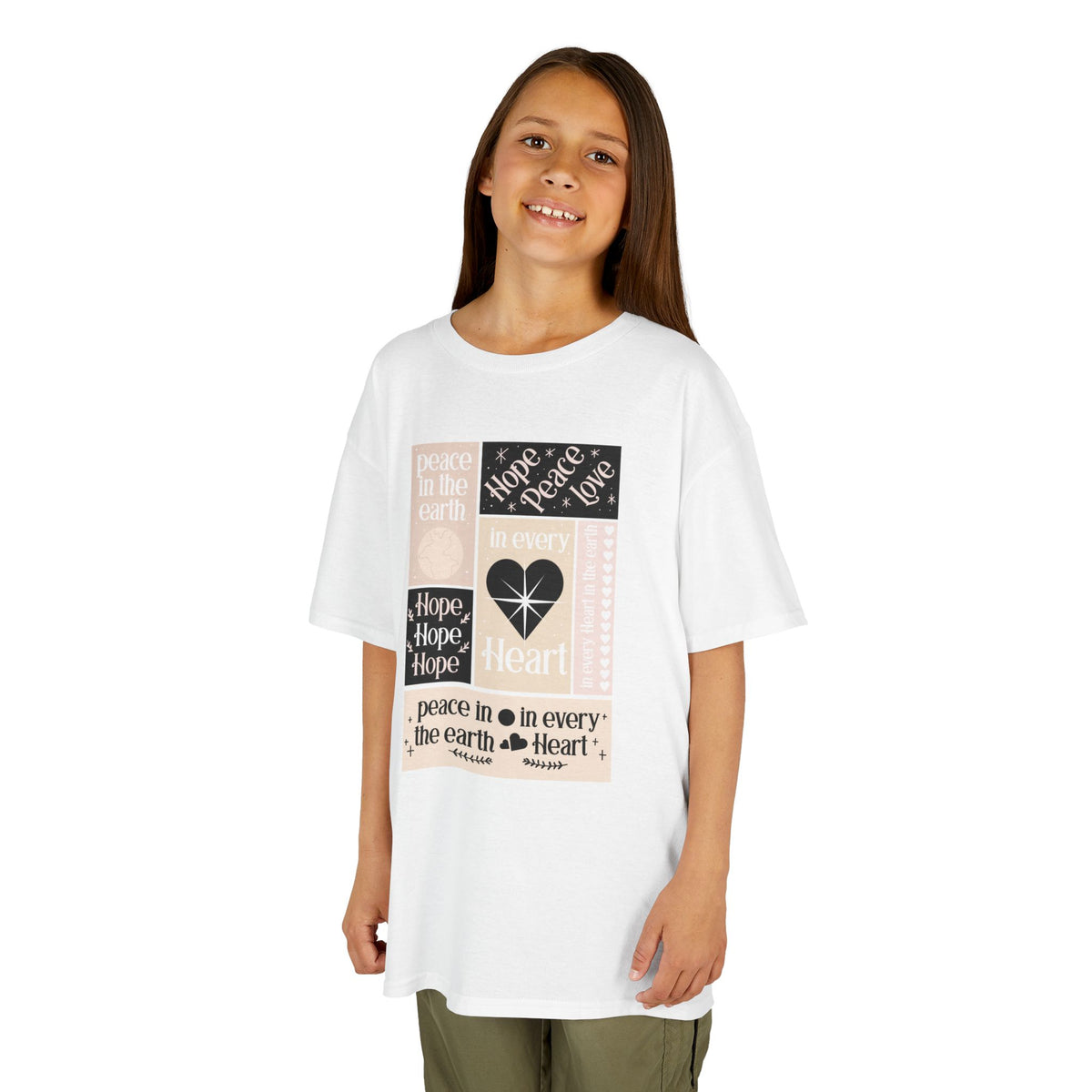 Kids Heavy Cotton™ Tee Esperanza Paz Amor – ropa cristiana para niños – foto 3