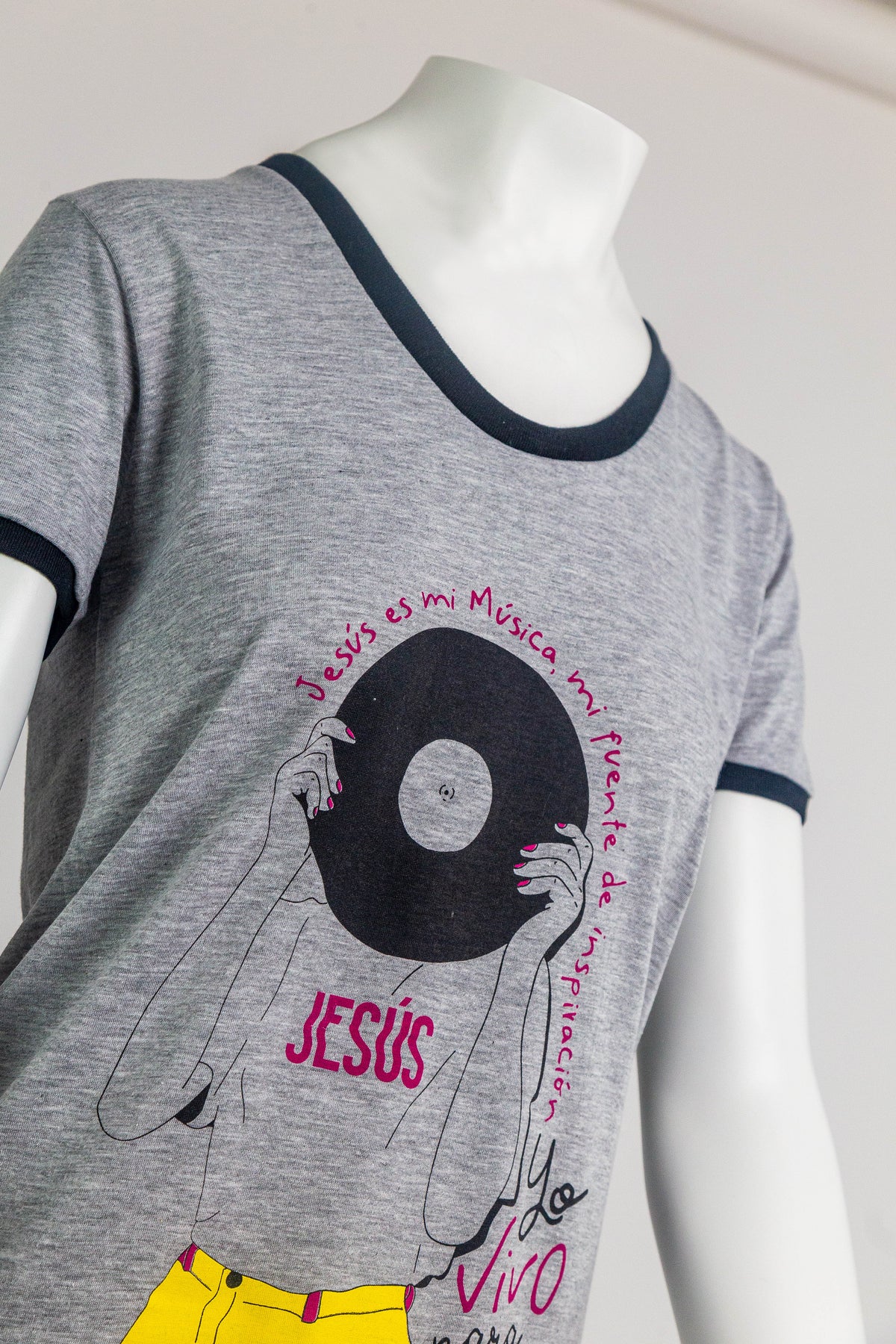 T-shirt Jesús es mi Música, mi fuente de inspiración | yo vivo para adorarlo